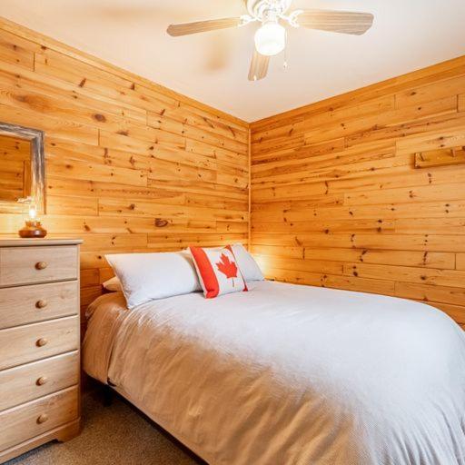 Oakview Lodge & Marina Algonquin Highlands Εξωτερικό φωτογραφία