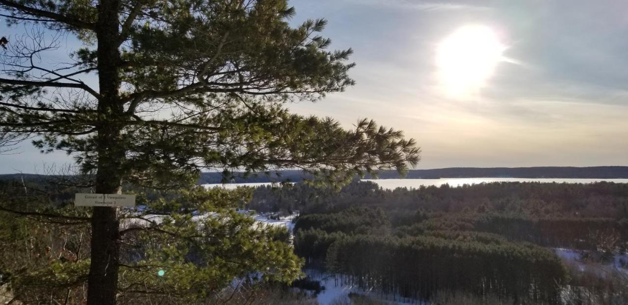 Oakview Lodge & Marina Algonquin Highlands Εξωτερικό φωτογραφία