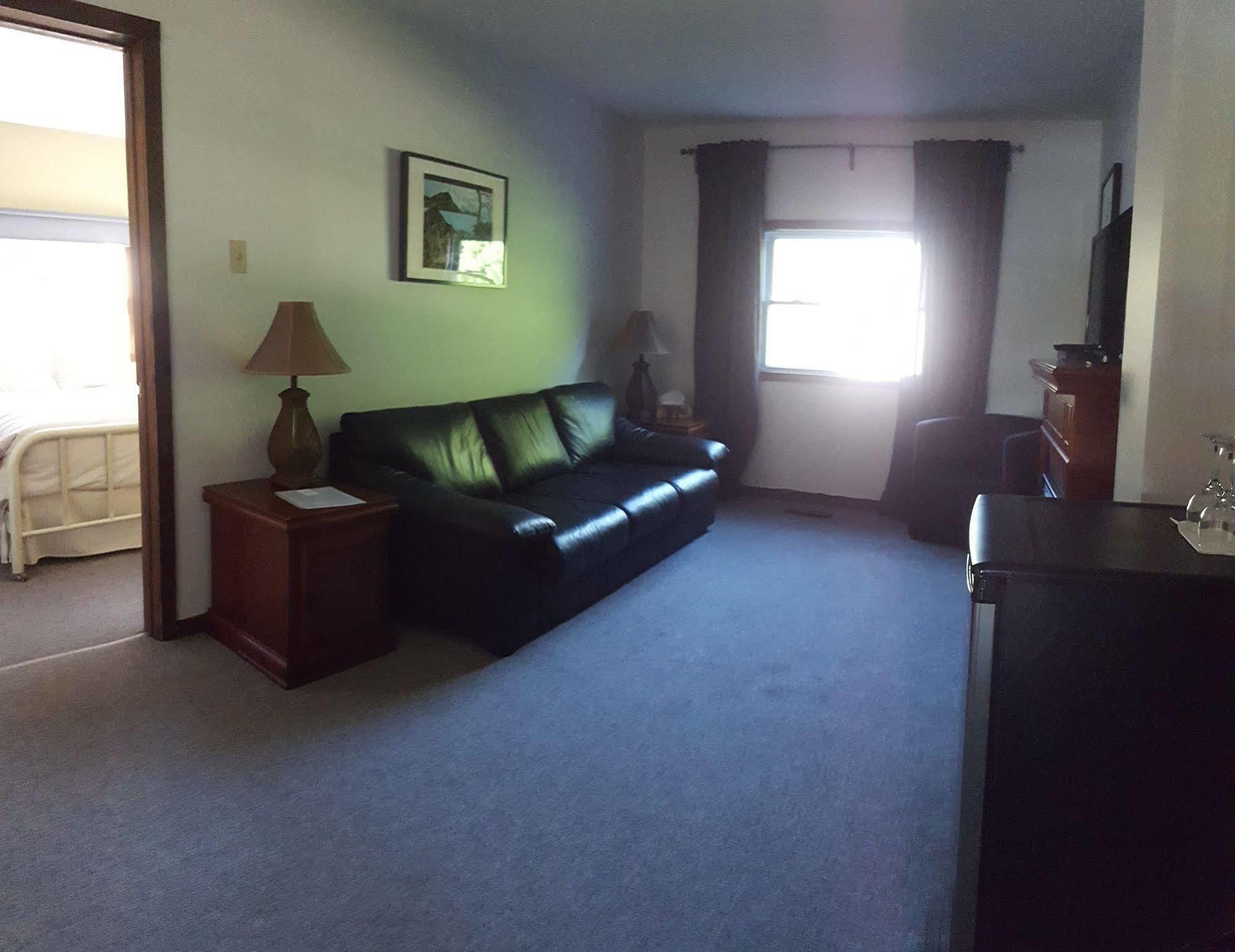 Oakview Lodge & Marina Algonquin Highlands Εξωτερικό φωτογραφία